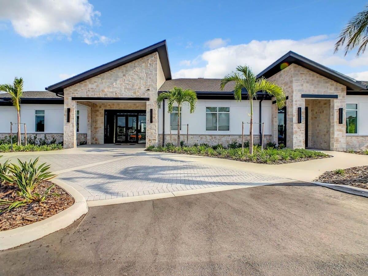 Gorgeous 2Br Lakeview Condo With Waterpark Kissimmee Exterior photo