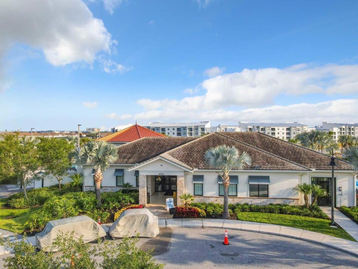 Gorgeous 2Br Lakeview Condo With Waterpark Kissimmee Exterior photo